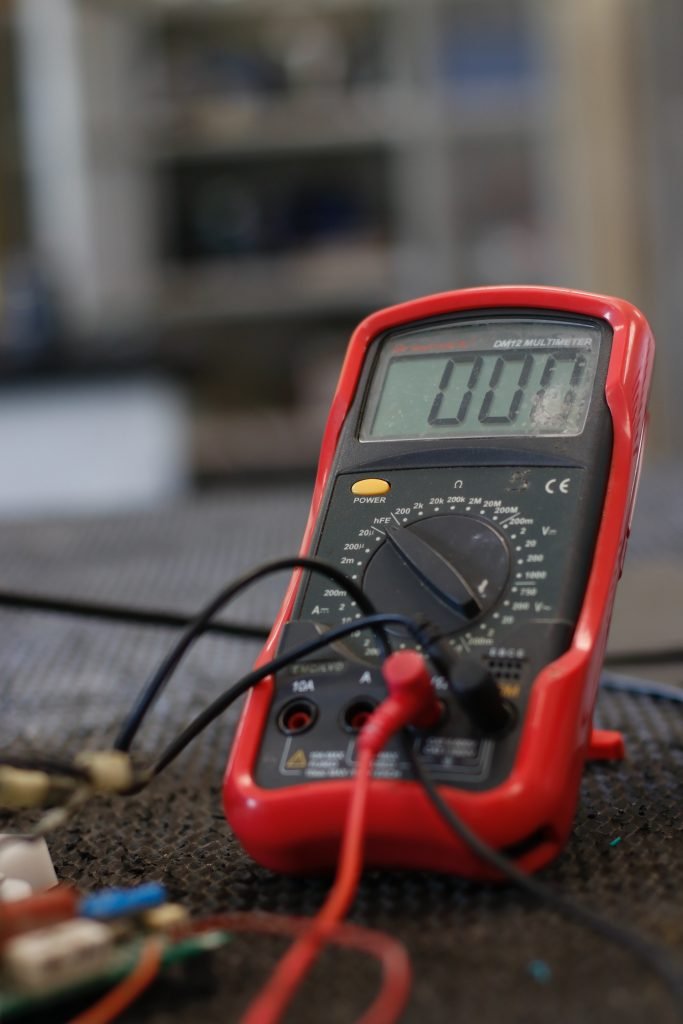 pexels willquezada 4398314 elektricna-merenja